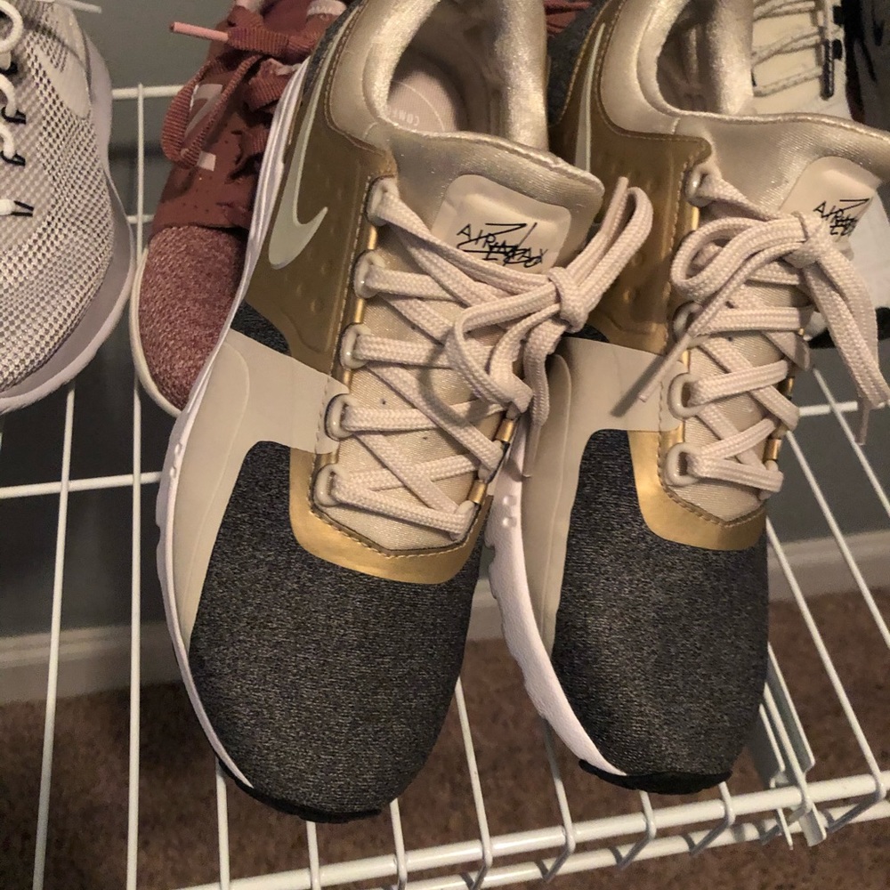 Nike shoes